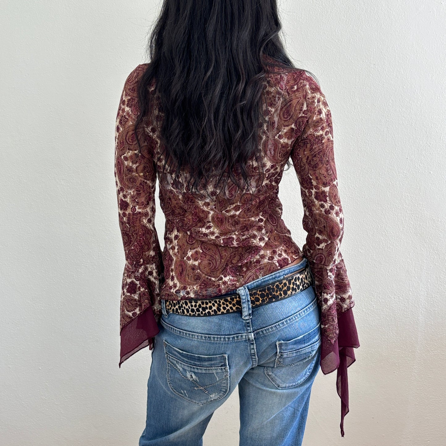 Lace ruffle longsleeve - S/M