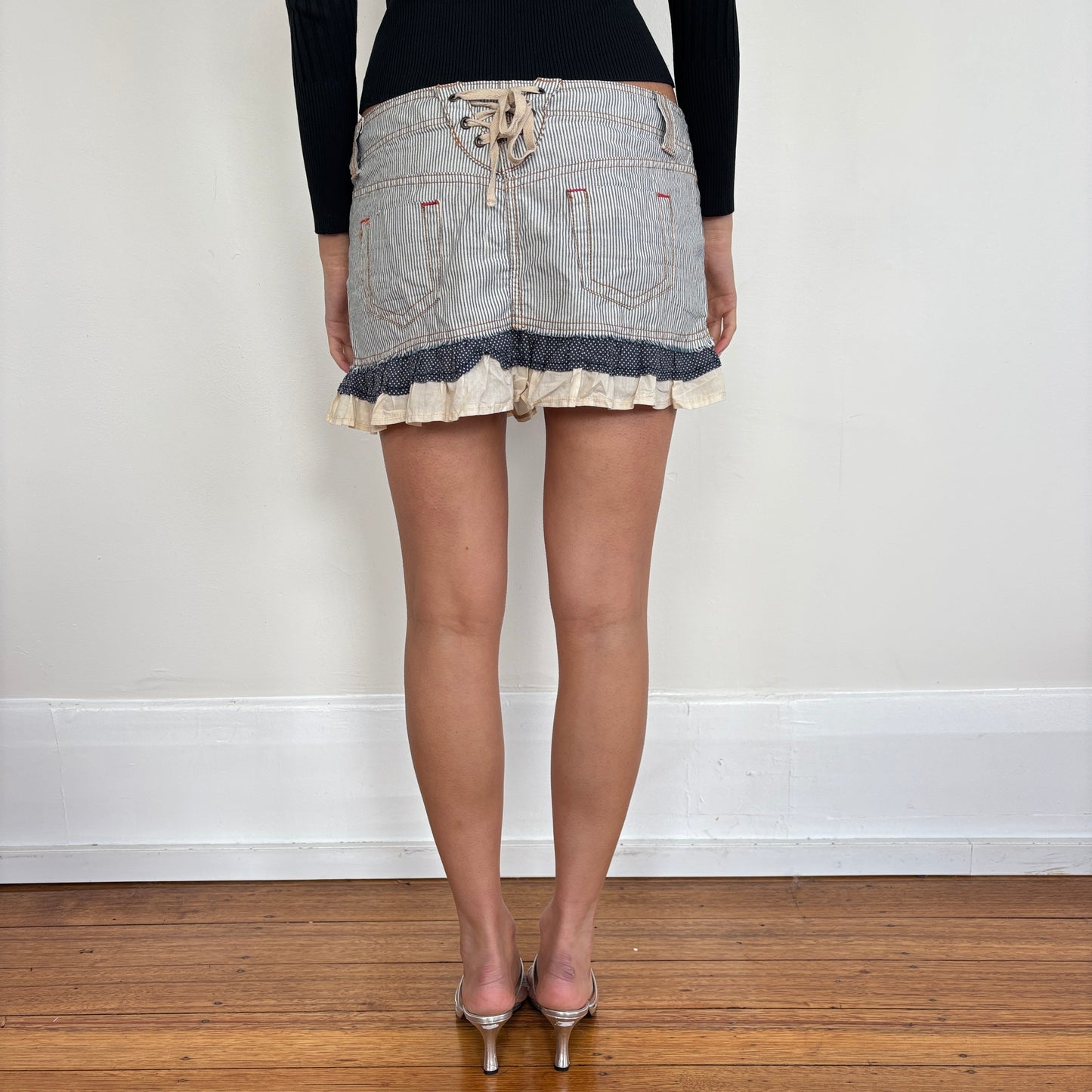 Striped ruffle mini skirt - XS/S