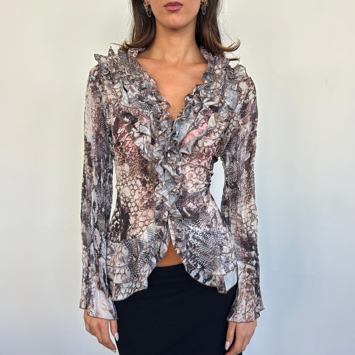 Reptile ruffle blouse - M