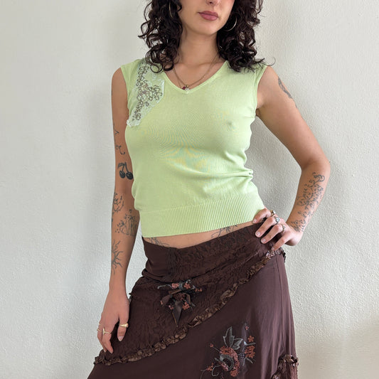 Soft green bead detail top - S/M
