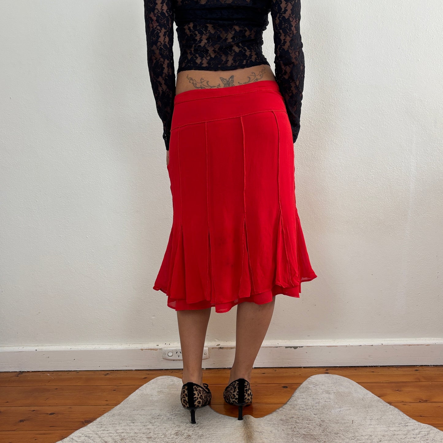 100% silk red midi skirt - XS