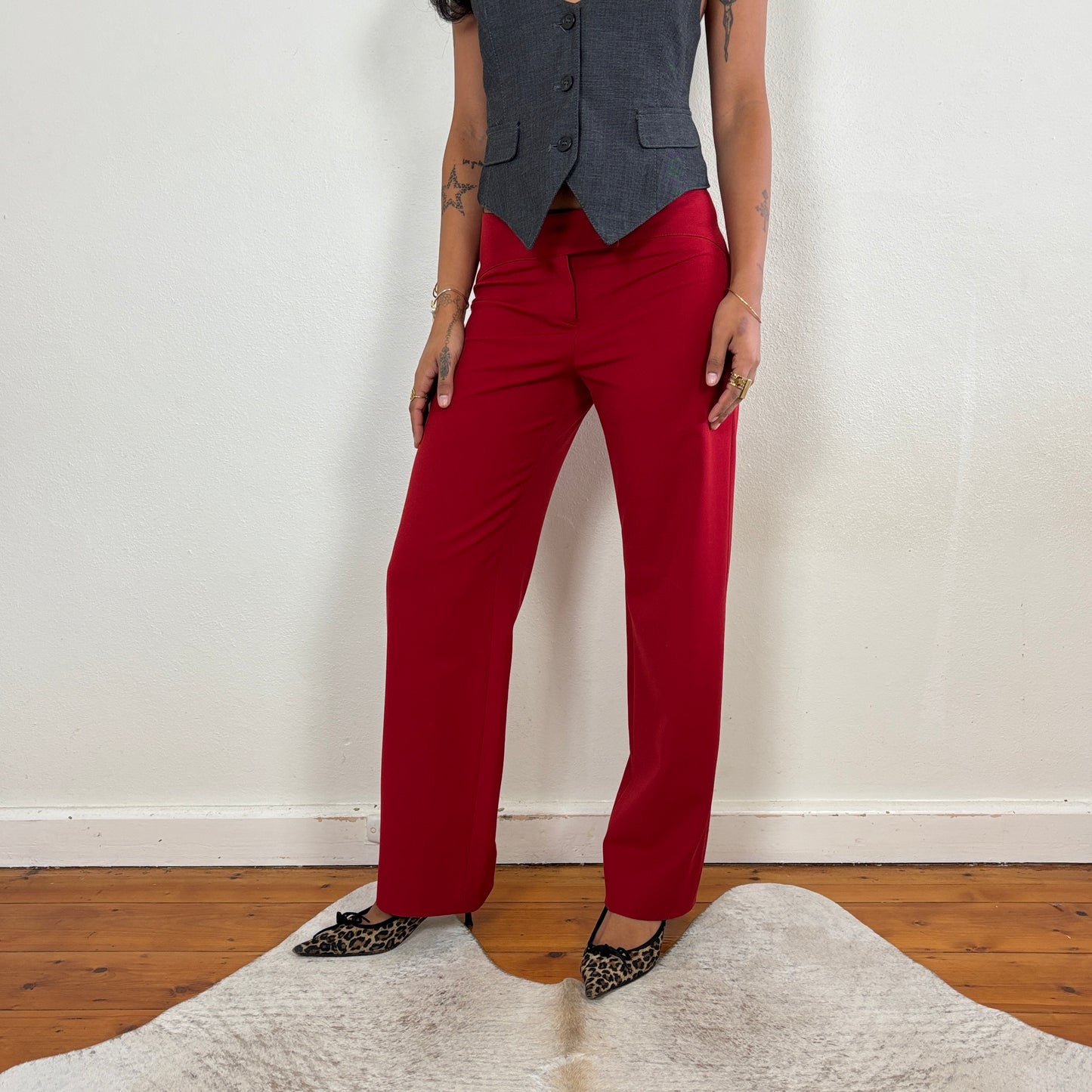Red low rise pants - XS