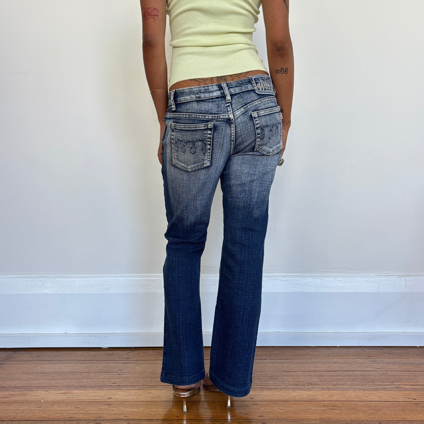 Distressed text detail jeans - XS/S