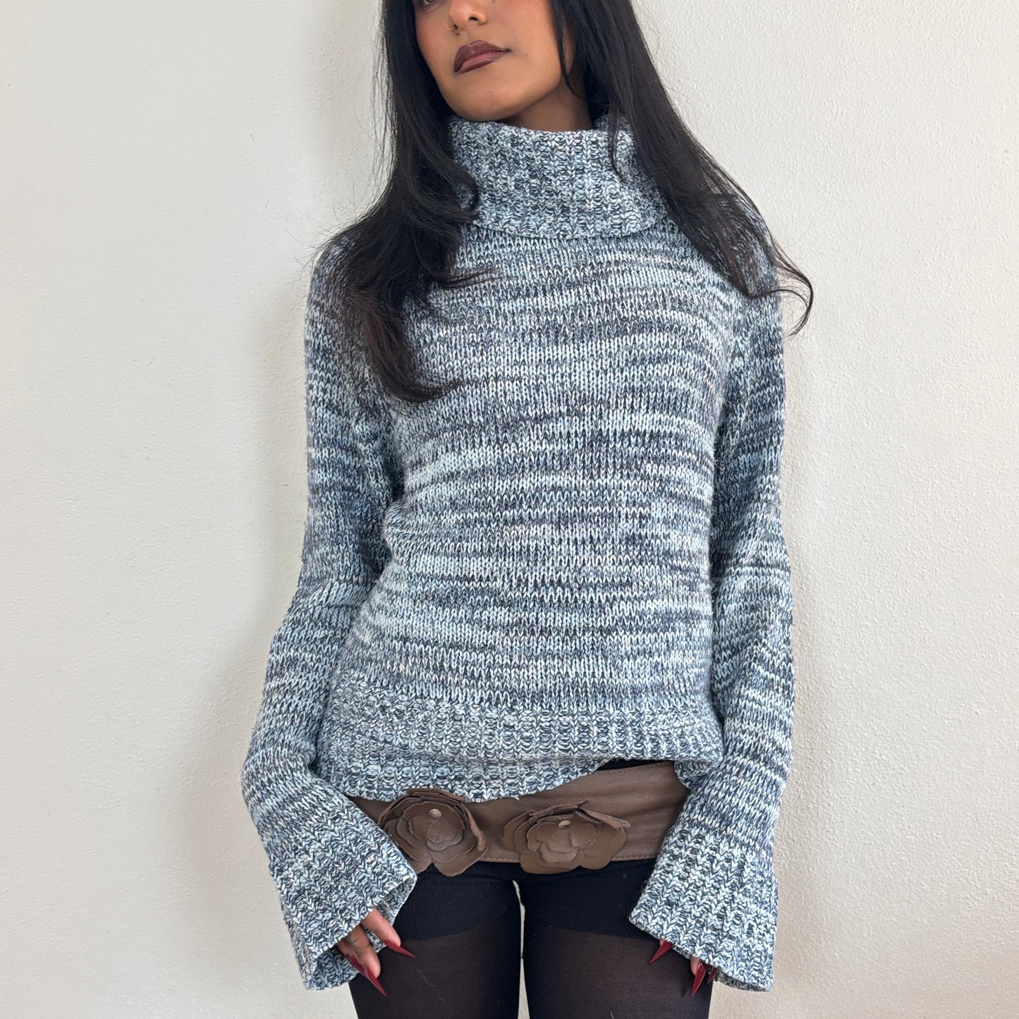 Blue roll neck jumper - M
