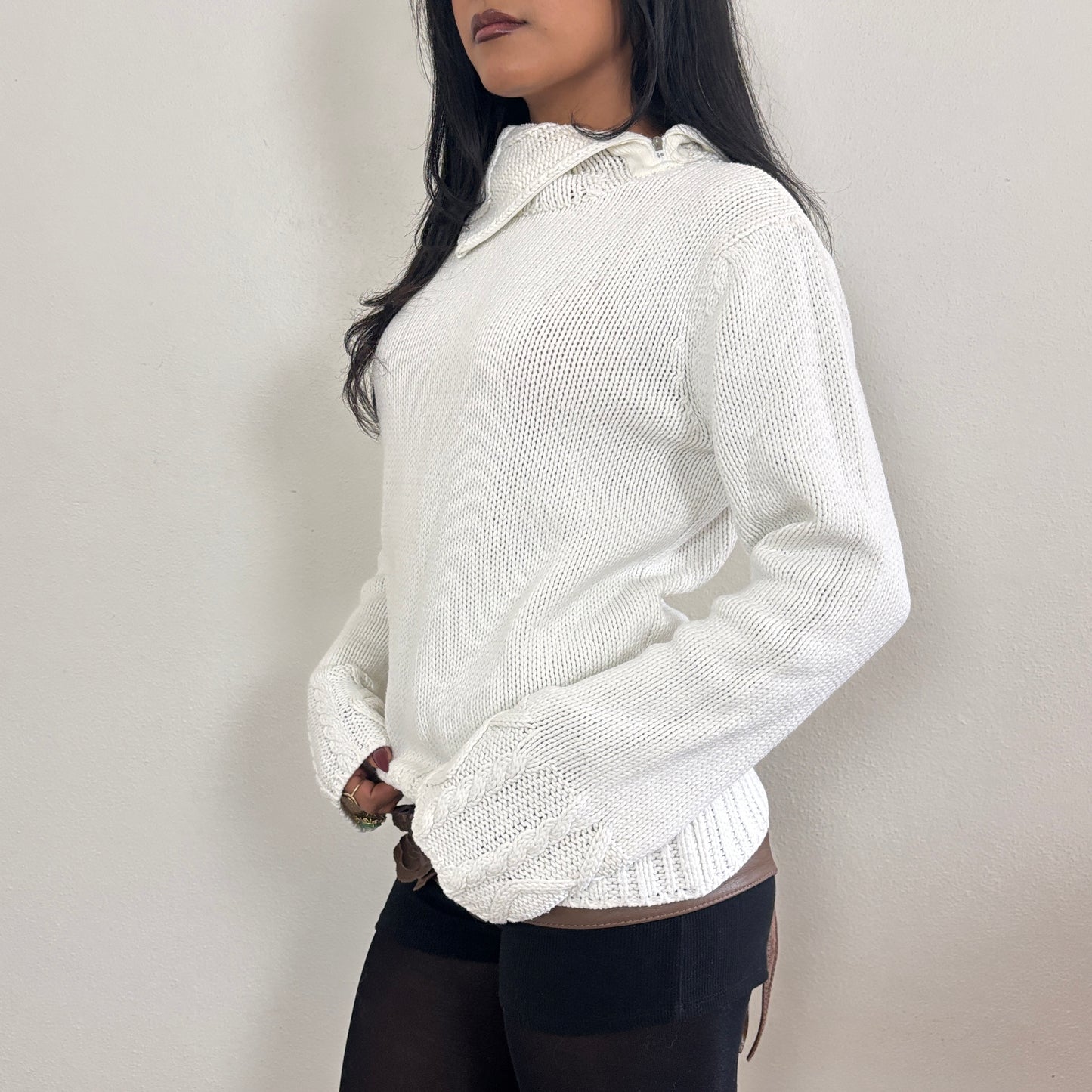 White knit jumper - M