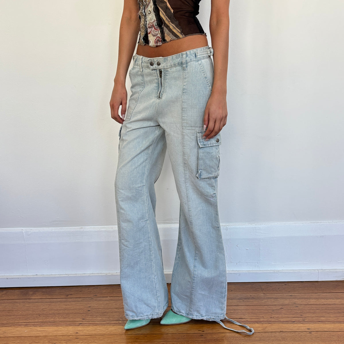 Lightwash cargo jeans - S