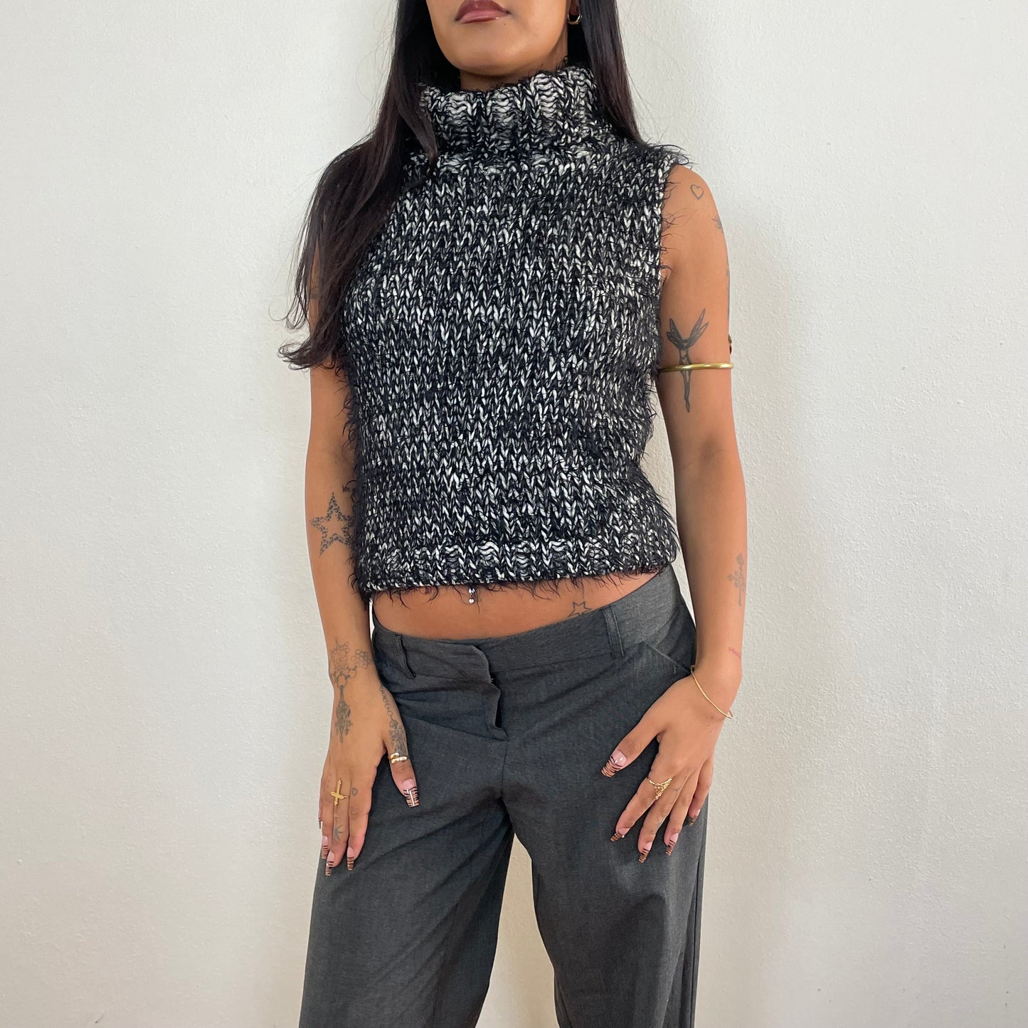 Sleeveless wool knit - S