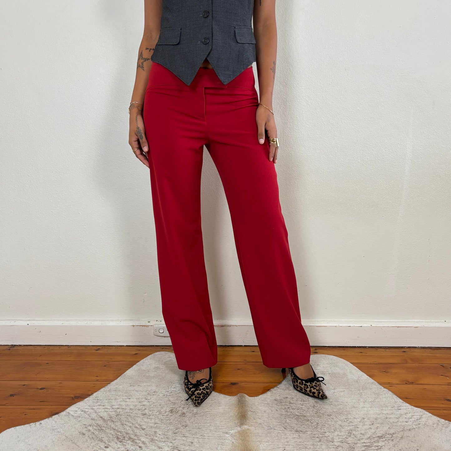 Red low rise pants - XS