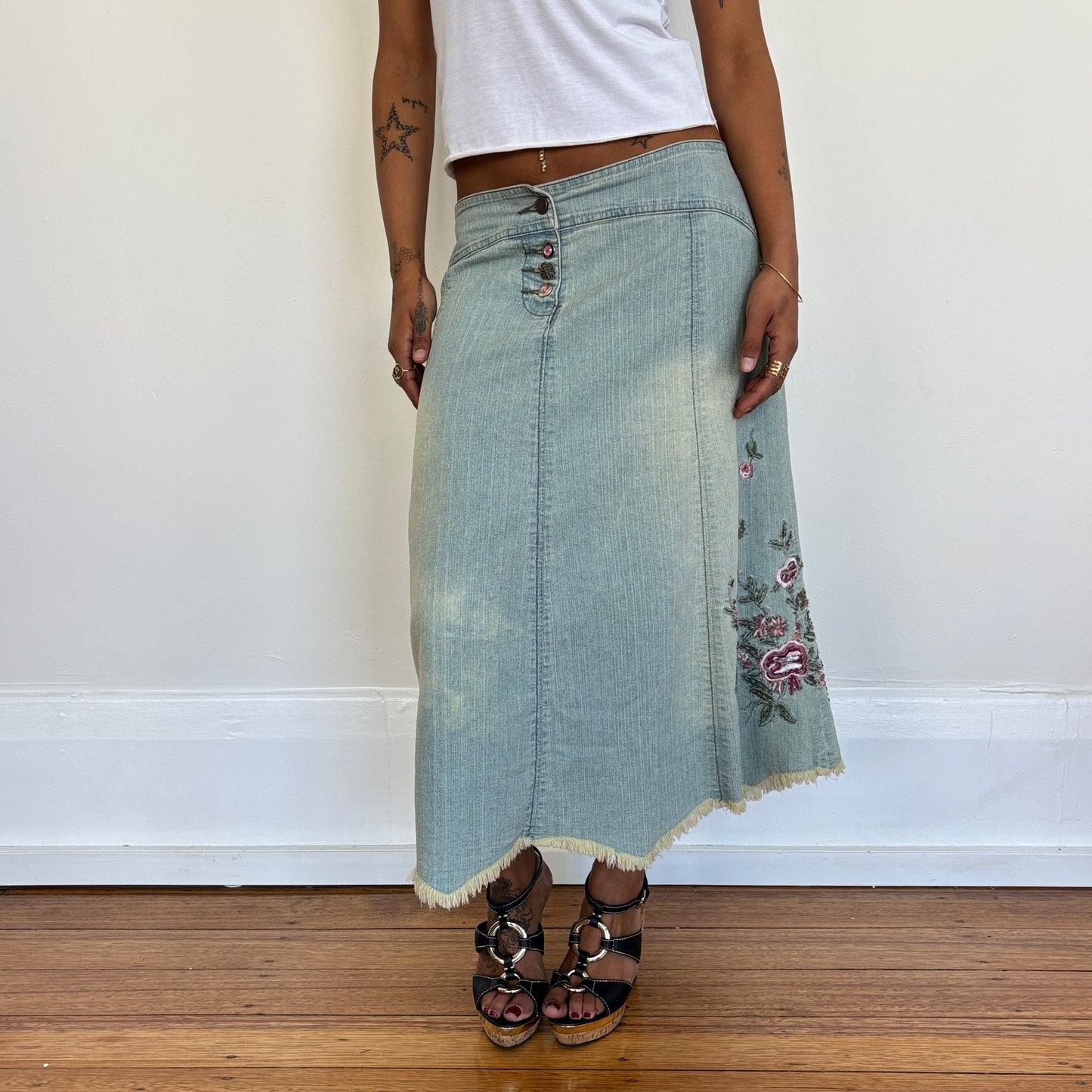 Beaded denim midi skirt - L