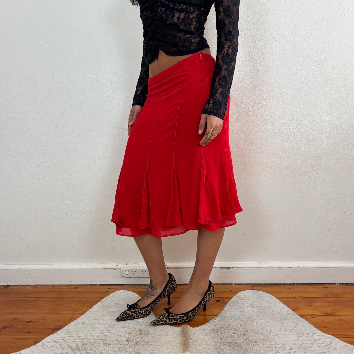 100% silk red midi skirt - XS