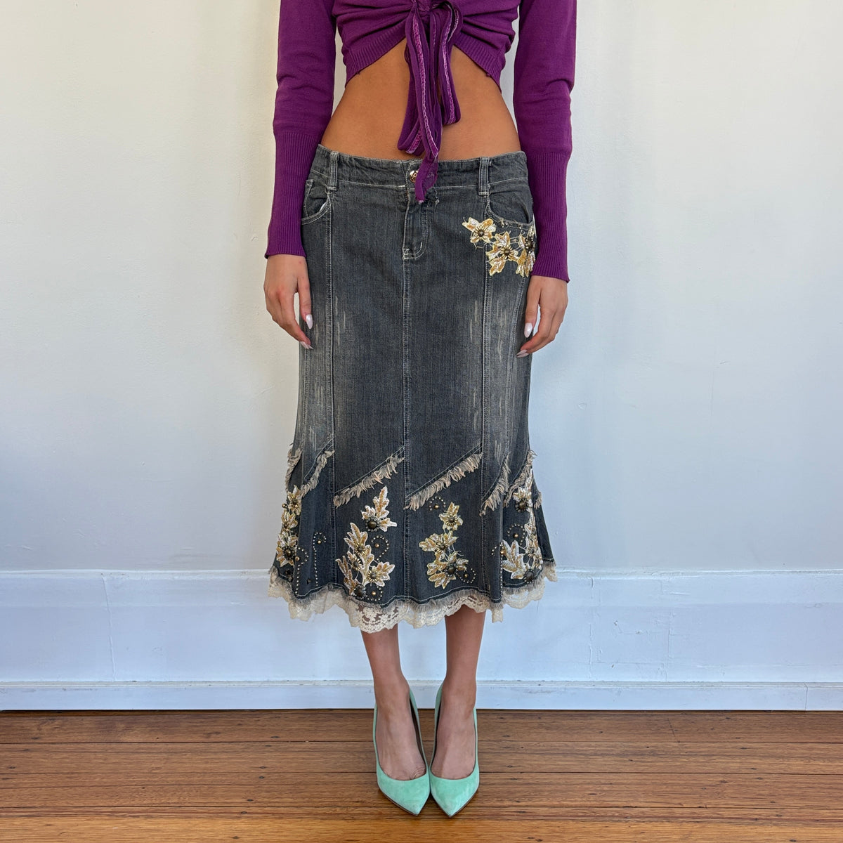 Denim embroidered midi skirt - M/L