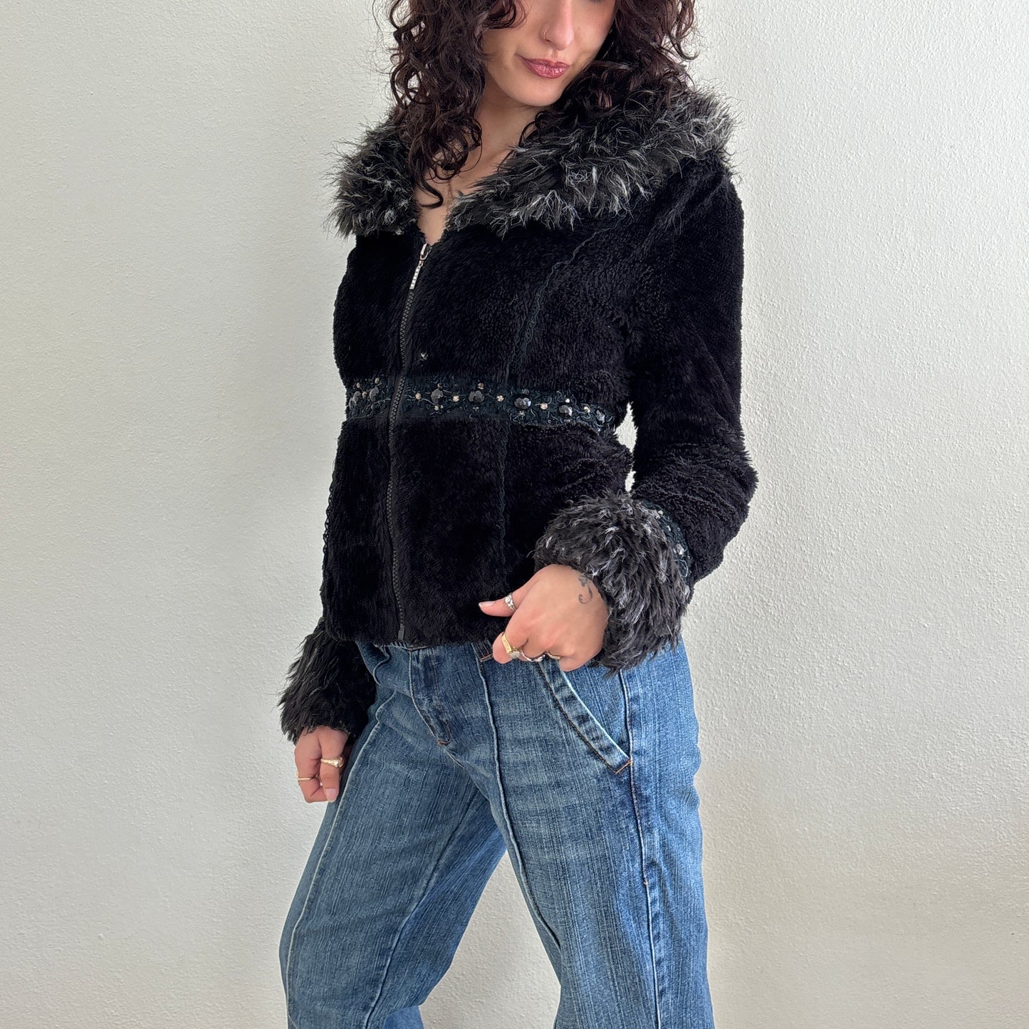 Fur collar zip jumper - S
