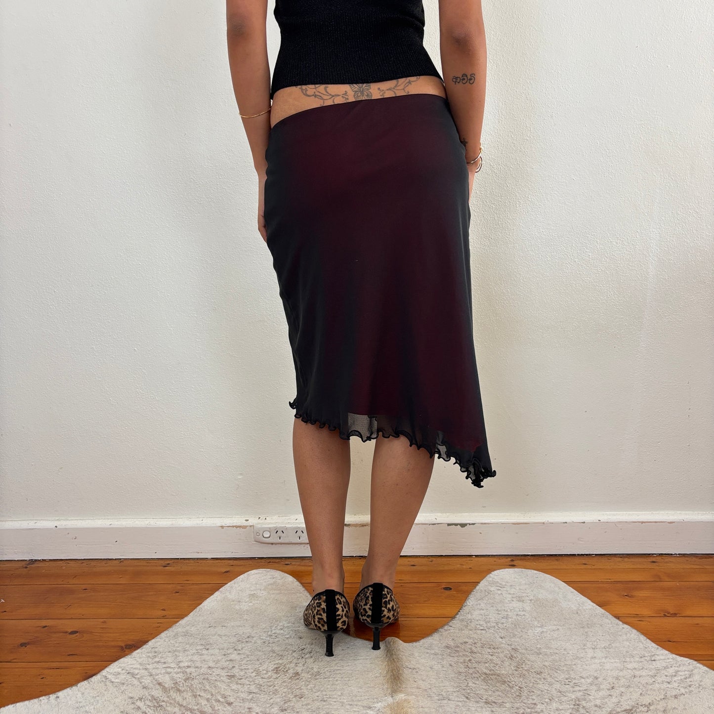 Asymmetric mesh midi skirt - XS/S
