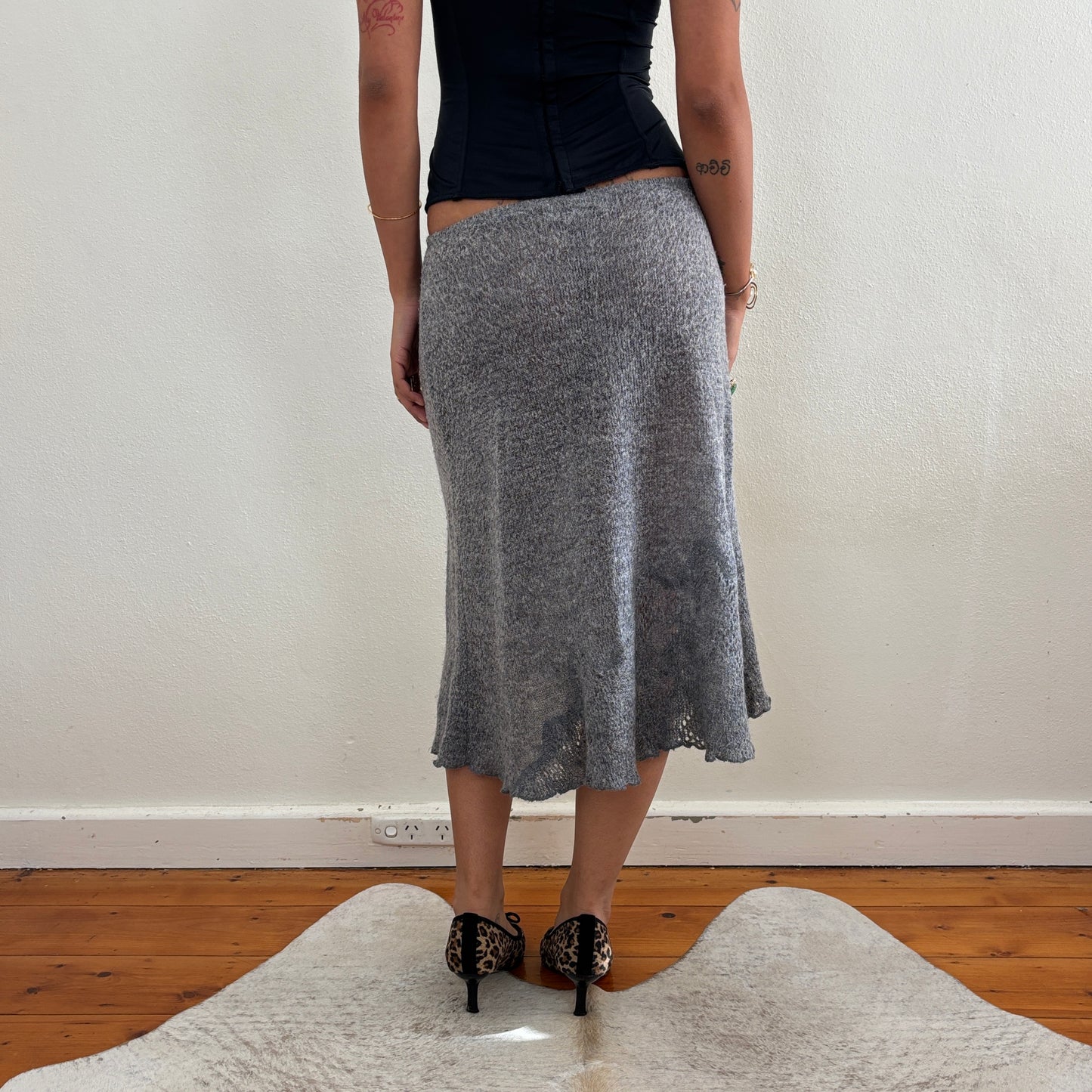Grey knit midi skirt - S